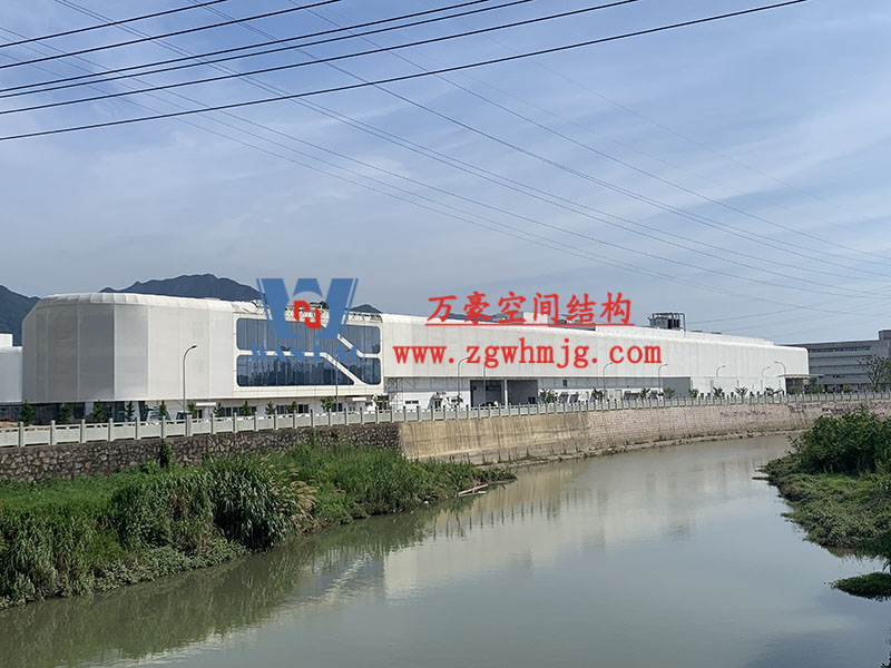 為什么體育場屋面都選用PTFE膜結構？PTFE膜結構體育場有什么特點優勢？