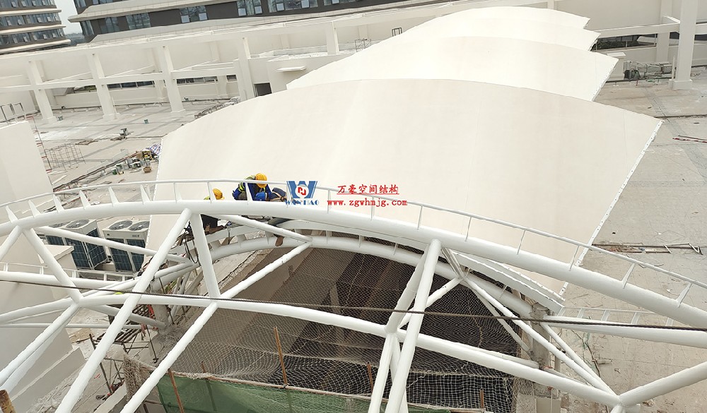 工程進度全速推進，PTFE膜材張拉在即！