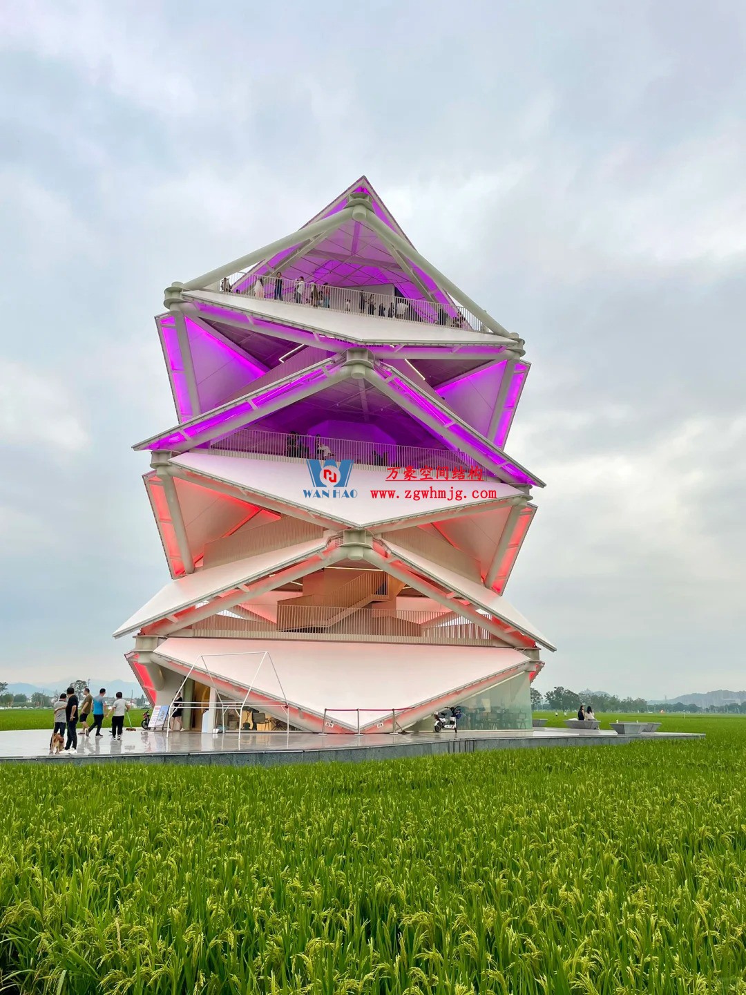 創意與藝術美感兼具的鋼膜結構建筑