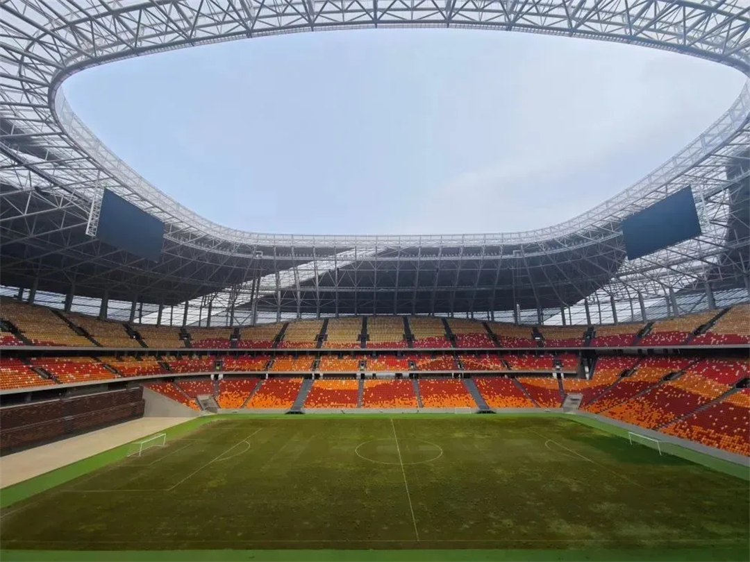 萬(wàn)豪集團(tuán)匠心助力，6月齊聚重慶龍興足球場(chǎng)為國(guó)足吶喊助威！