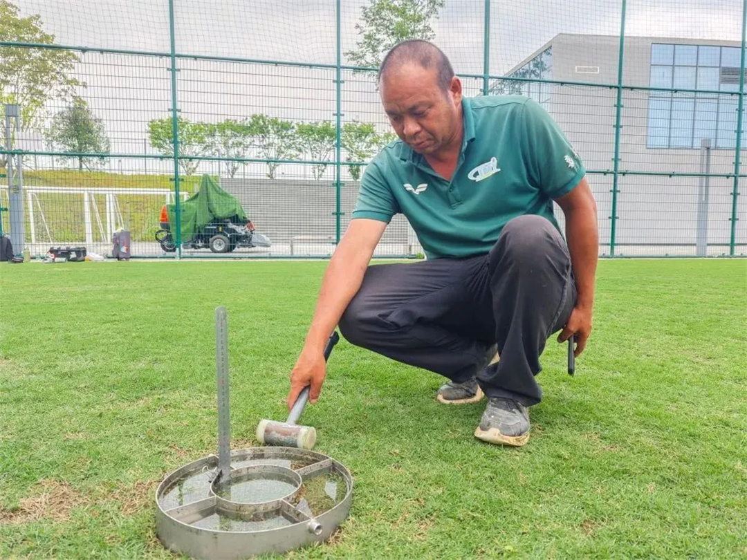 萬(wàn)豪集團(tuán)匠心助力，6月齊聚重慶龍興足球場(chǎng)為國(guó)足吶喊助威！