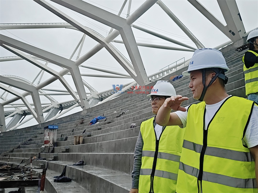 標(biāo)桿引領(lǐng)，智啟未來(lái)——萬(wàn)豪集團(tuán)營(yíng)銷、設(shè)計(jì)與技術(shù)骨干共赴無(wú)錫奧體中心，現(xiàn)場(chǎng)觀摩學(xué)習(xí)解鎖“創(chuàng)新密碼”