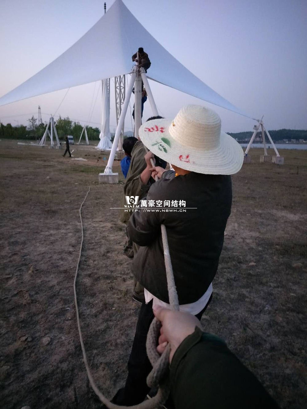 高橋灣現代產業園單飛燕、雙飛燕景觀膜結構工程已近尾聲