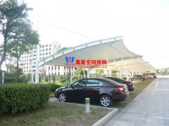 寧波膜結構廠家萬豪帶你了解定做膜結構停車棚的優勢