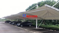 張拉膜車棚造價和哪些因素有關？降低張拉膜車棚造價的方法有哪些？